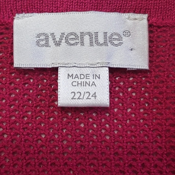 AVENUE side ruched short sleeve plus size top - Picture 8 of 8